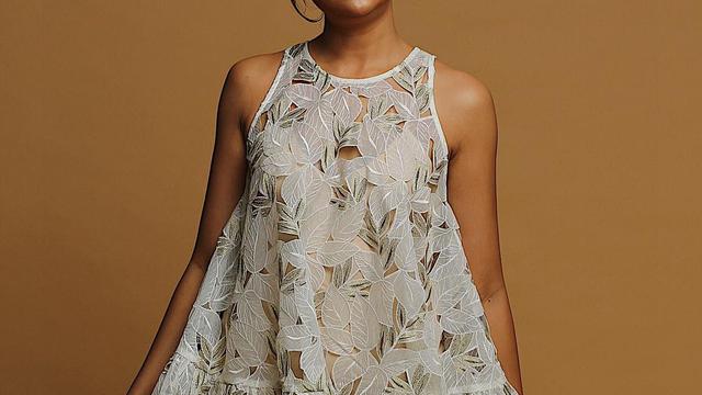 [Bintang] Lama Nggak Terlihat, 5 Gaya Keibuan Marshanda yang Mencuri Hati