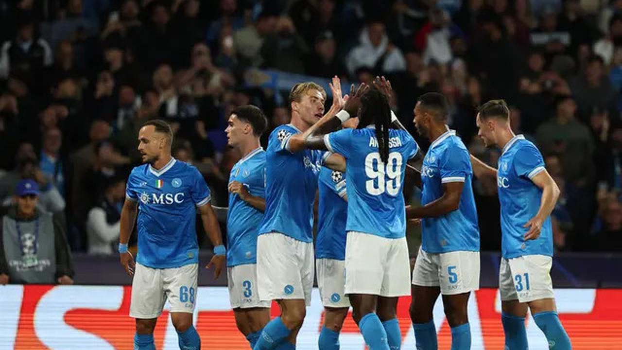Rasmus Hojlund Ungkap Arti Selebrasi Menunjuk Badge Liga Champions, Bukan Sindir MU