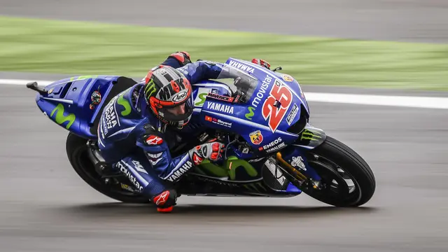 Maverick Vinales, Tes MotoGP