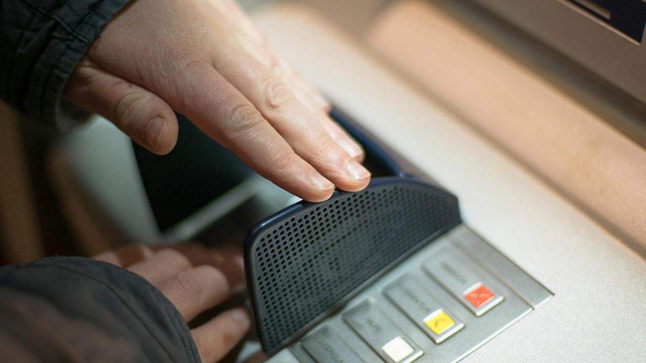 Karyawati Bank Diduga Selewengkan Dana KUR, Jaksa Telusuri Tersangka Baru