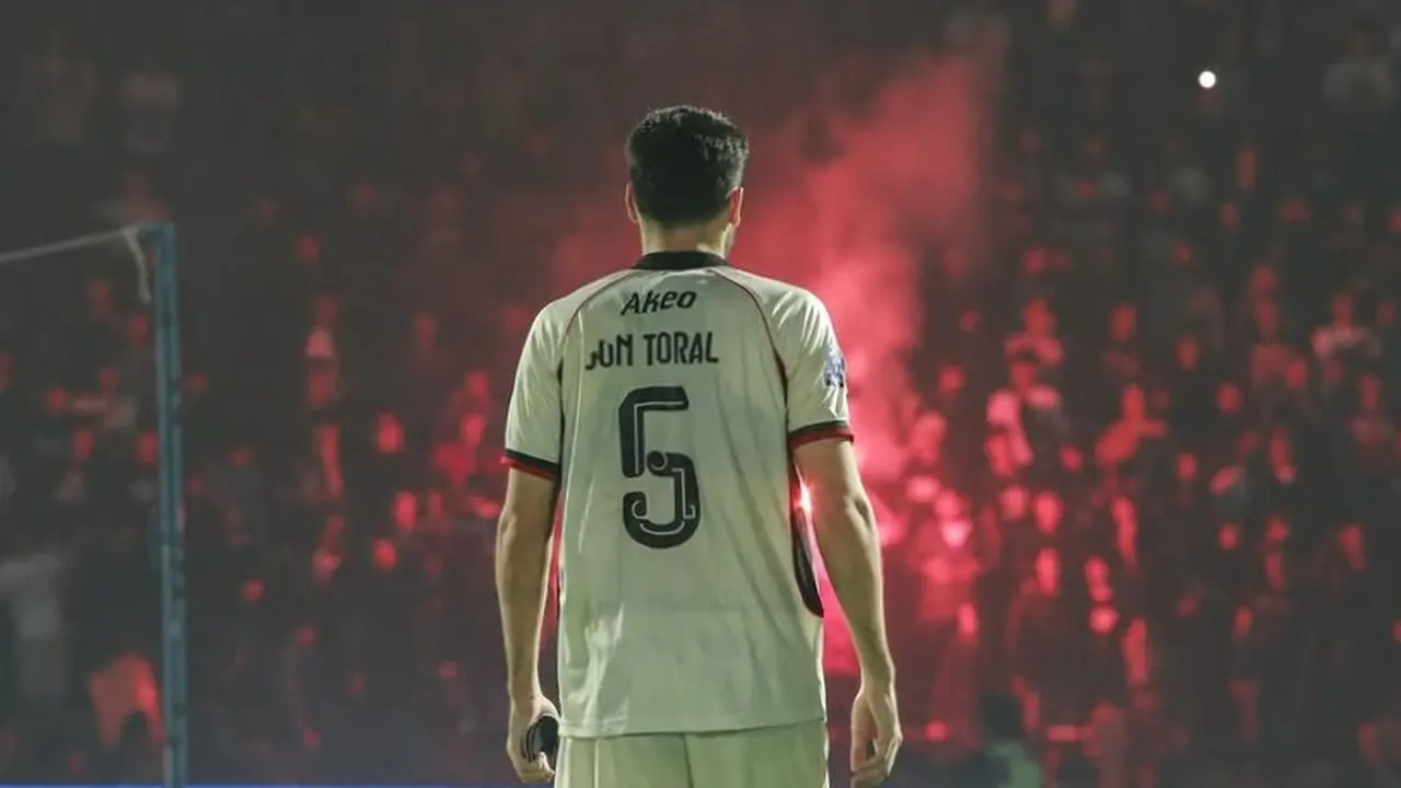 Pemain Persik, Jon Toral