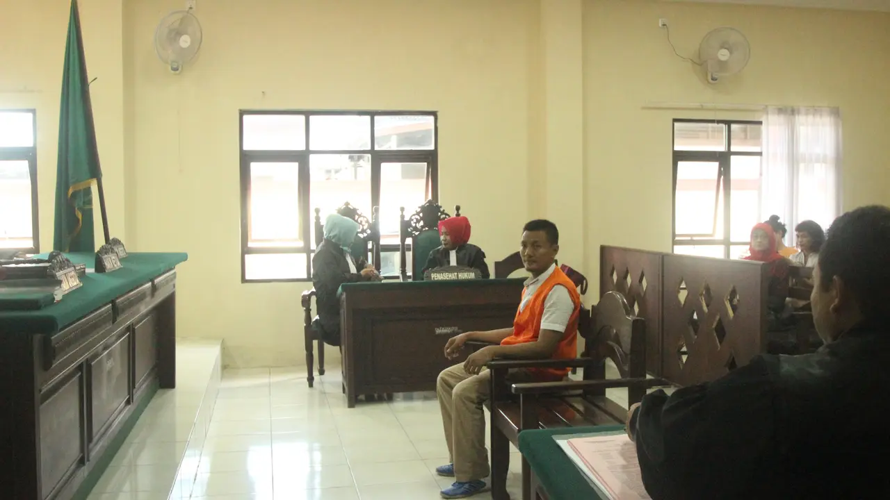 Dokter Terdakwa Penista Agama Dituntut 3 Tahun Penjara