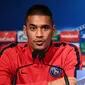 Kiper Paris Saint Germain (PSG), Alphonse Areola saat memberi konferensi pers di Stadion Parc des Princes, Paris, Prancis. Kiper berusia 25 tahun ini disebut sebagai calon suksesor Hugo Lloris di timnas Prancis. (AFP PHOTO/FRANCK FIFE)