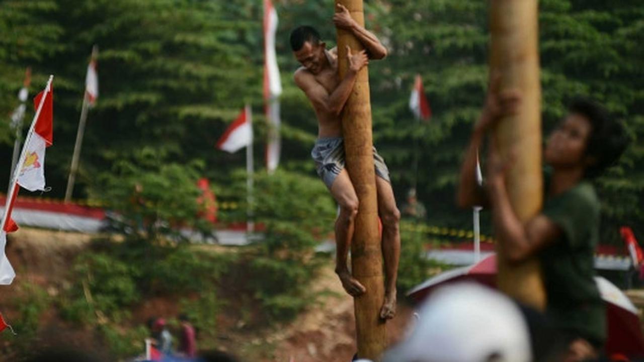 Serunya lomba-lomba yang dimainkan di Pesta Rakyat Ciliwung