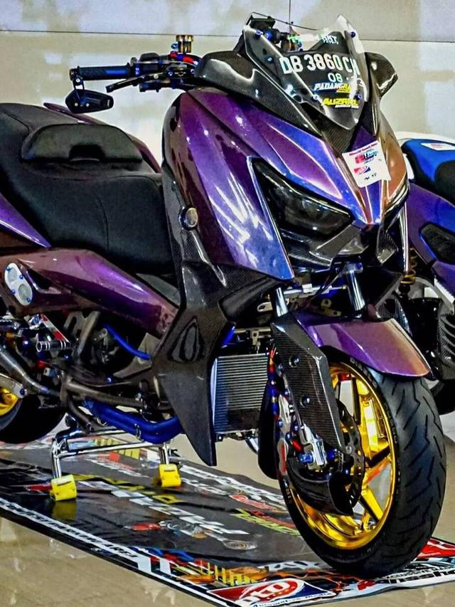 10 Potret Modifikasi Yamaha Xmax 250, si Bongsor dari Keluarga Maxi. Shenggol dong!