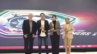 Peruri meraih penghargaan Silver dalam kategori Digital Branding pada BUMN Branding & Marketing Awards 2023. Penghargaan ini diserahkan kepada Peruri melalui perwakilannya Ratih Sukma Pratiwi, Kepala Biro Strategic Corporate Branding & TJLS, dalam sebuah acara di Hotel Borobudur Jakarta, Rabu (13/12/2023).