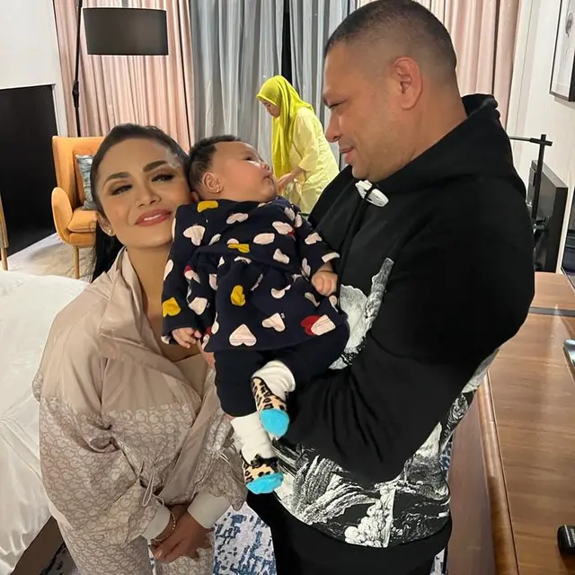 Raul Lemos dan Baby Ameena