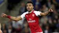 7. Pierre-Emerick Aubameyang (Arsenal)- Striker The Gunners ini terkenal sangat merepotkan barisan pertahanan lawan. Kecepatannya Di gim FIFA 20 mencapai 94. (AP/David Davies)