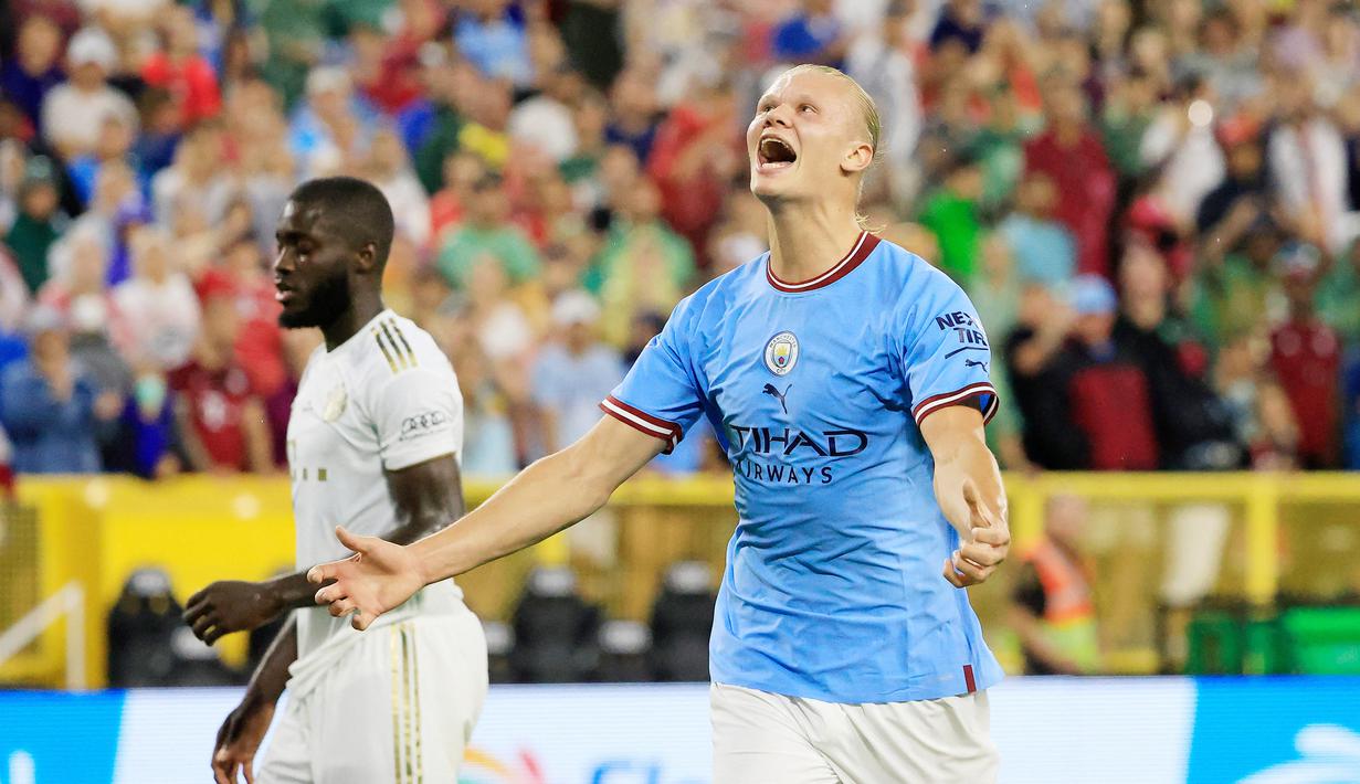Manchester City sukses menjinakkan Bayern Munchen 1-0 pada laga pramusim di Stadion Lambeau Field, Amerika Serikat, Minggu (24/7/2022). (Justin Casterline/Getty Images/AFP)
