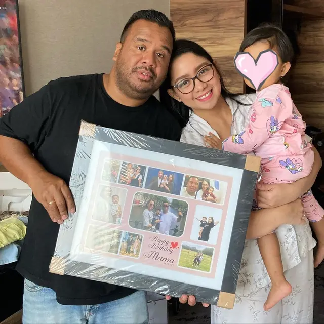6 Potret Terbaru Cindy Carolina AFI Bareng Keluarga Kecilnya, Kini Tinggal di Belanda