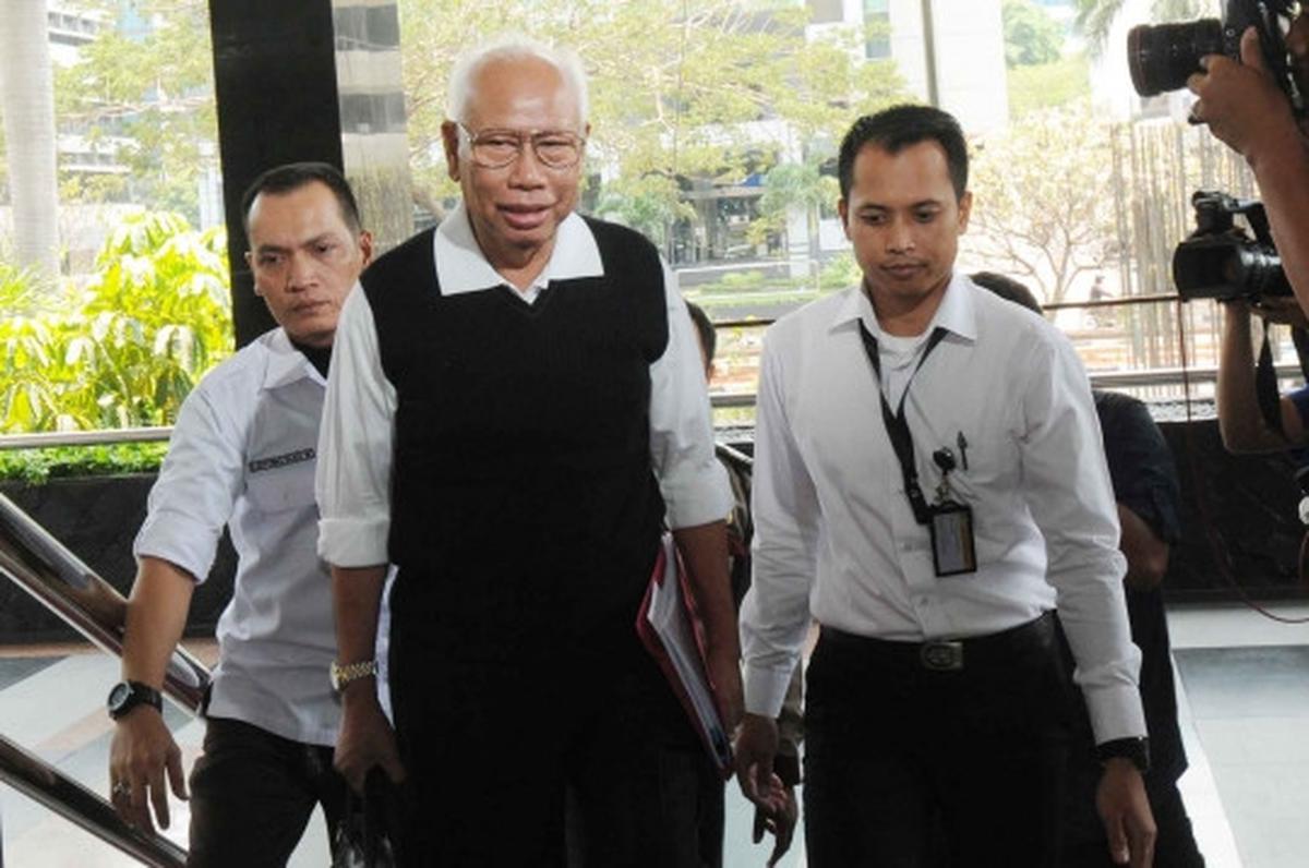 Ketua Dewan Pers Bagir Manan mendatangi KPK