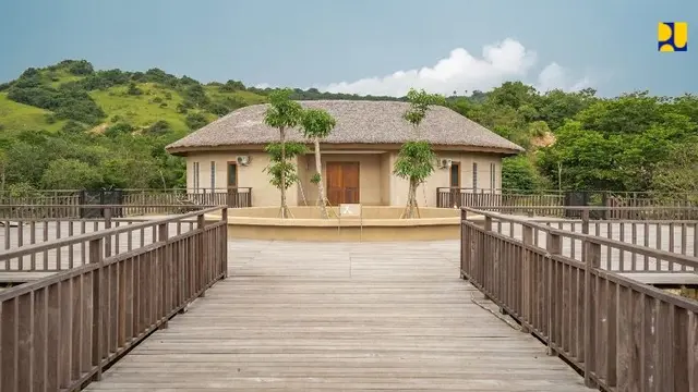 Penataan kawasan Pulau Rinca yang merupakan bagian dari Destinasi Pariwisata Super Prioritas (DPSP) Labuan Bajo, Nusa Tenggara Timur (NTT). (Dok Kementerian PUPR)