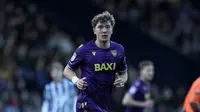 Aksi Ole Romeny bersama Oxford United di Championship 2024/2025. (c) Oxford United FC Official