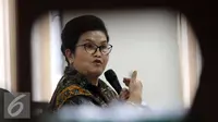 Menkes Era SBY, Siti Fadilah Supari saat menjadi saksi di sidang kasus korupsi Alkes Flu Burung, Jakarta, Rabu (9/9/2015). (Liputan6.com/Helmi Afandi)