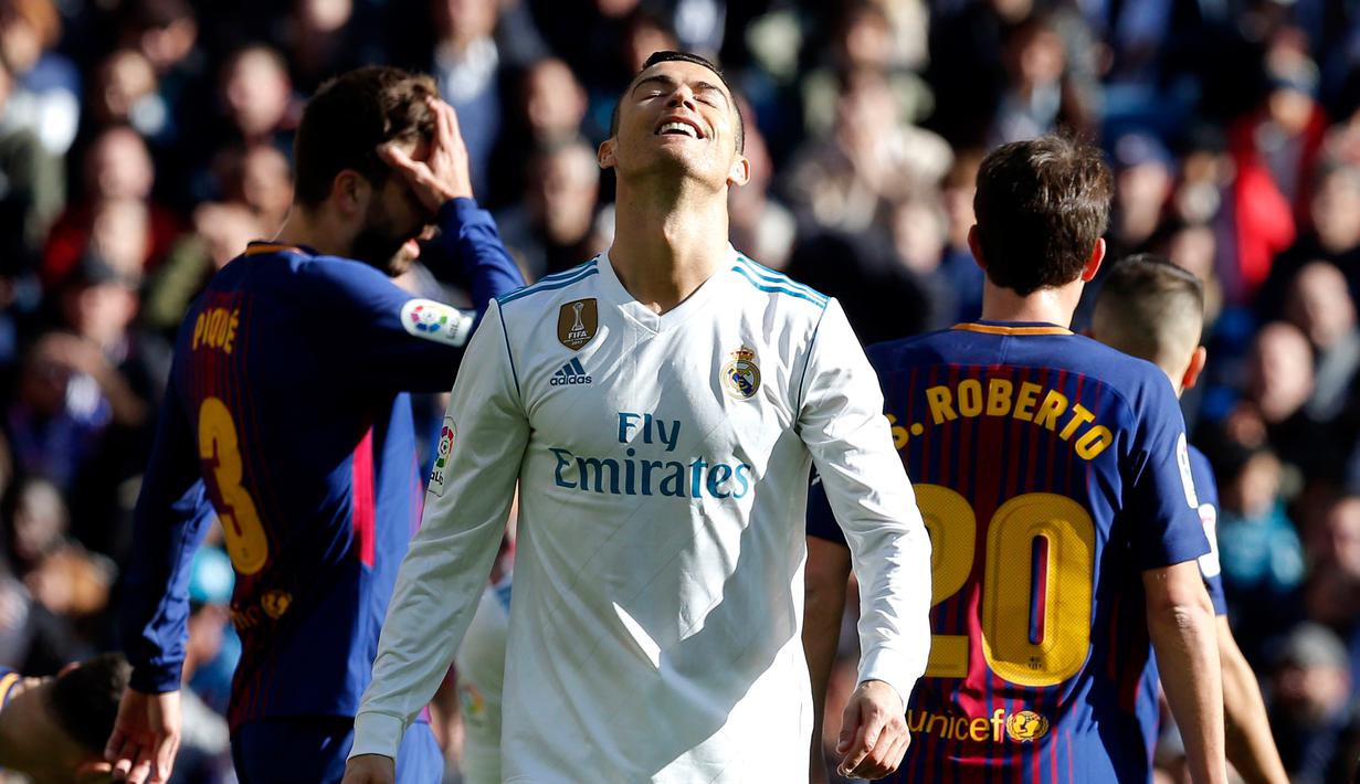 PHOTO Ekspresi Cristiano Ronaldo Saat Gagal Taklukkan Barcelona Di