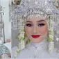 Seleb Ini Menikah Pakai Adat Palembang, Terbaru Dinda Hauw. (Sumber: Instagram/jokiphotography dan Instagram/rezaazrumakeup)