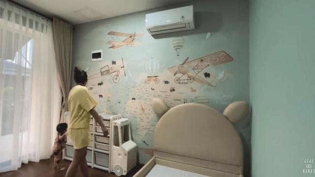 Kamar Anak Kembar Syahnaz Sadiqah