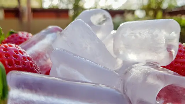 Ice & Strawberry