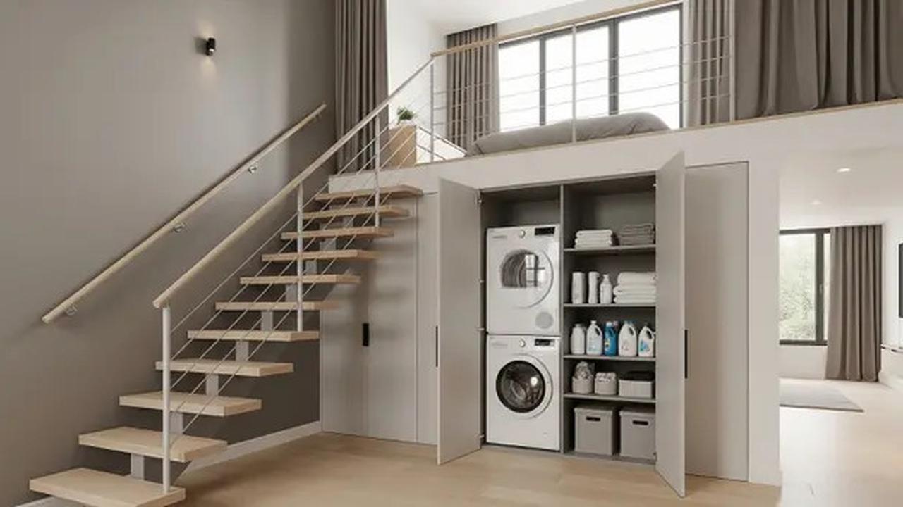 8 Inspirasi Rumah Kecil Mezzanine dengan Area Laundry Tersembunyi di Bawah Tangga