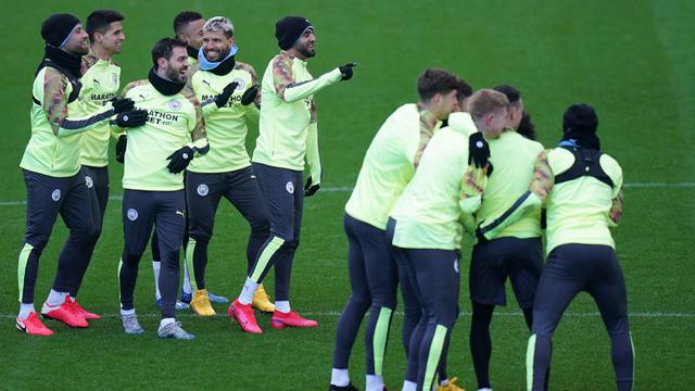 Intip Persiapan Pemain Manchester City Jelang Hadapi Madrid di Bernabeu