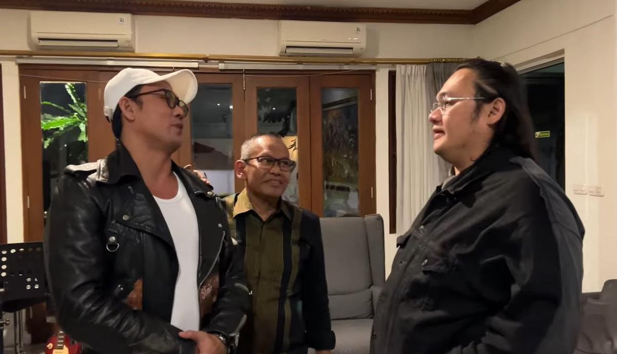 Farhat Abbas Ancam Hajar Denny Sumargo, Ganti Ditantang dan Didatangi ke Rumah Malah Tak Mau Temui