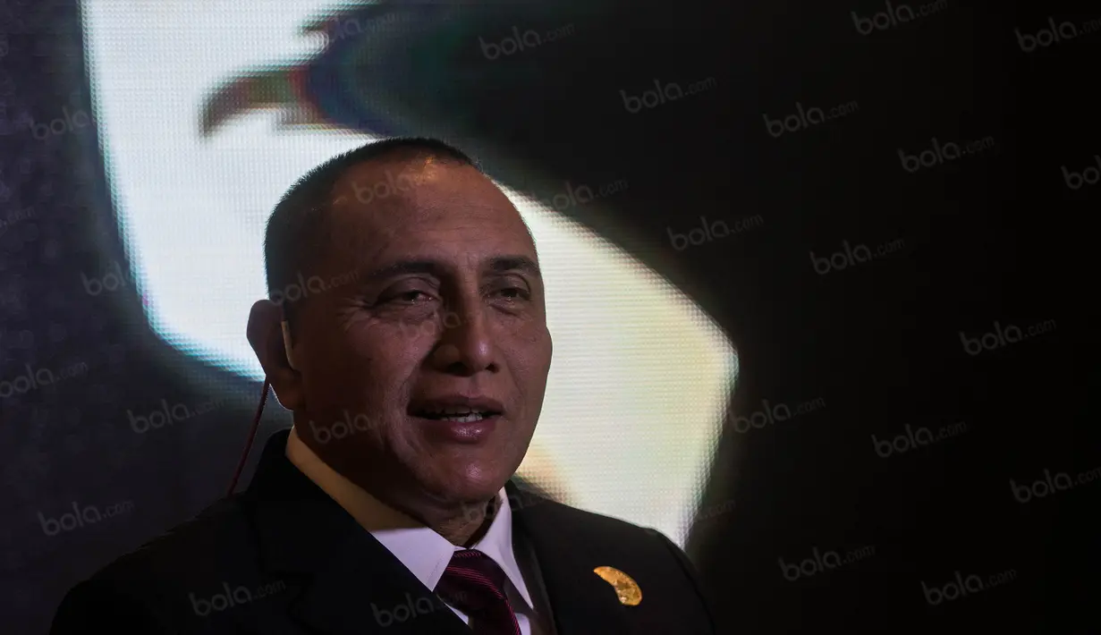 Edy Rahmayadi akhirnya menjadi Ketum PSSI periode 2016-2020 berdasarkan hasil Kongres Pemilihan PSSI di Hotel Mercure Jakarta pada Kamis (10/11/2016). (Bola.com/Vitalis Yogi Trisna)