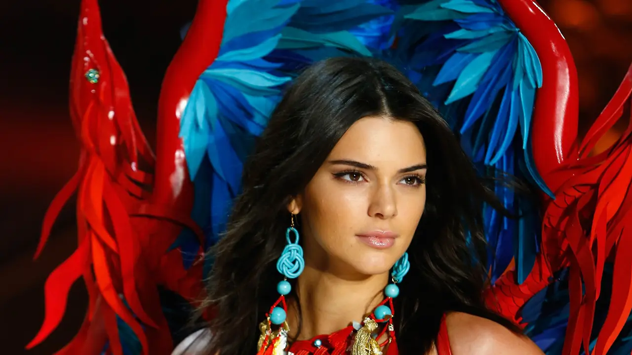 20161130-Para Angel Seksi di Victoria's Secret Fashion Show 2016-Paris