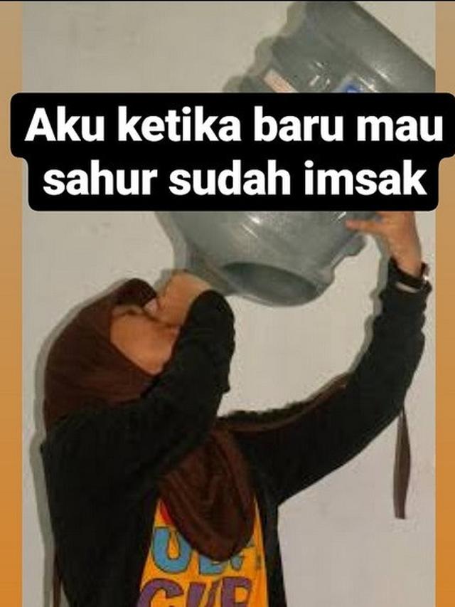 meme kesiangan sahur