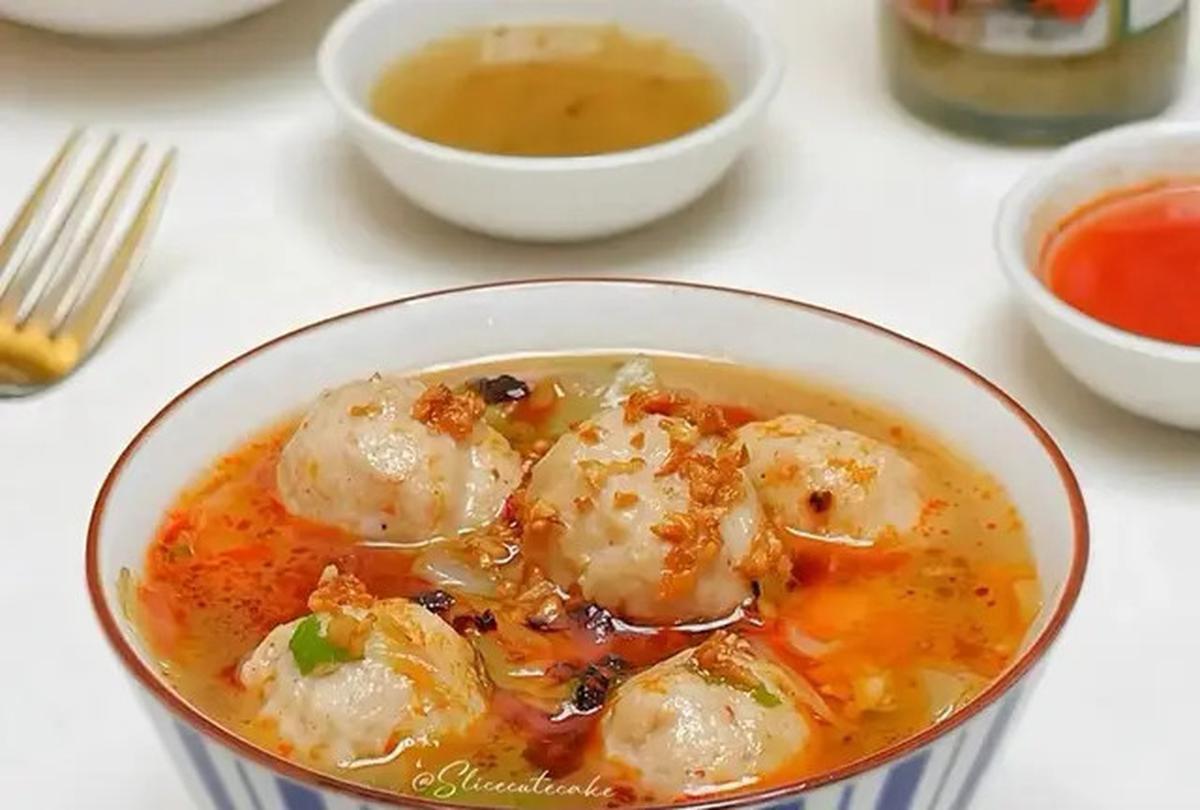 3 Resep Praktis Bakso Ayam Udang, Berkuah hingga Goreng untuk Menu Akhir Pekan