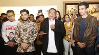 Dheeraj Kalwani bersama dengan Wakil Gubernur Jawa Barat Deddy Mizwar saat meresmikan bioskop Dee Cinema di Cianjur, Jawa Barat