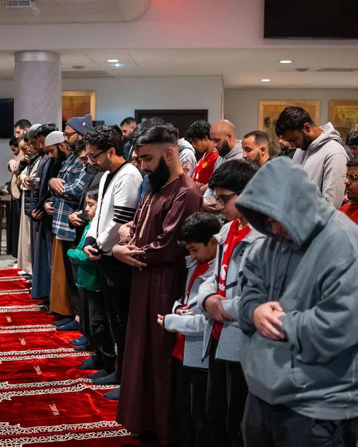 Terobosan Baru pada Ramadan Tahun Ini, MU Gelar Bubar dan Salat Tarawih di Old Trafford