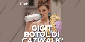 Penampilan comeback Gigi Hadid di New York Fashion Week mencuri perhatian para pecinta fashion. Seperti apa aksi Gigi Hadid? Berikut cuplikannya!