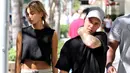 Dilansir dari HollywoodLife, sumber pun memberitahukan mengenai keinginan Justin Bieber pada Hailey Baldwin. (Vanity Fair)