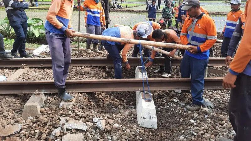 Stasiun Haurpugur-Stasiun