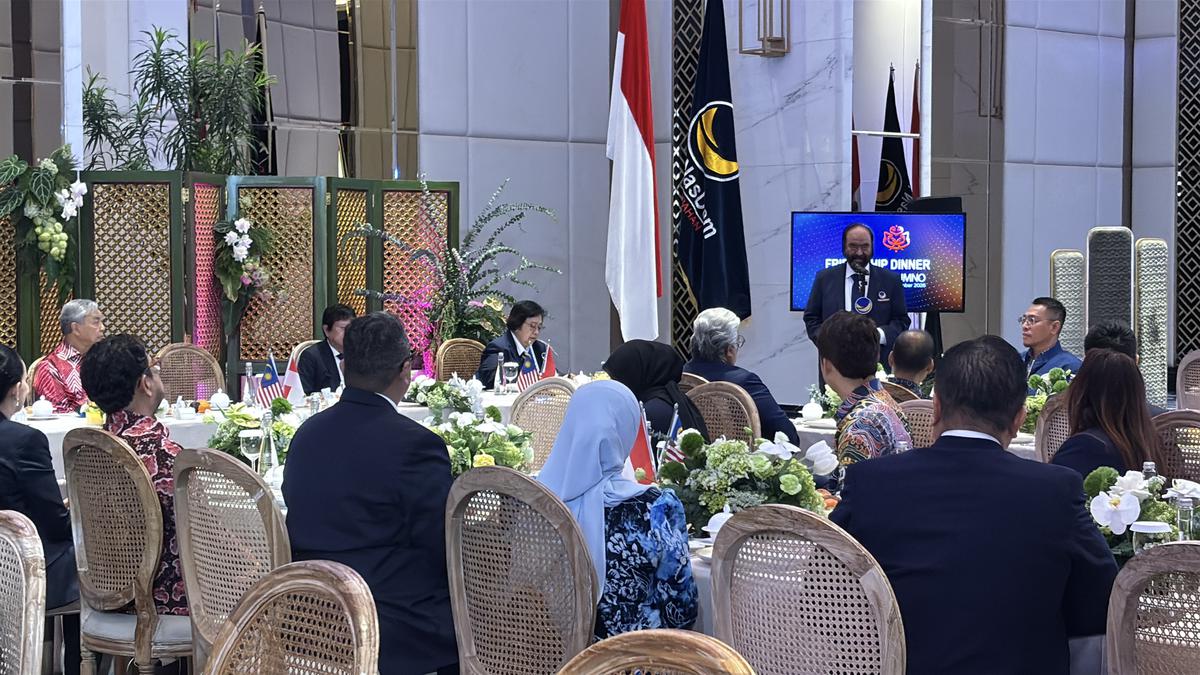 Paloh Dorong Hubungan Indonesia-Malaysia Tak Sekadar Urusan 'Untung-Rugi