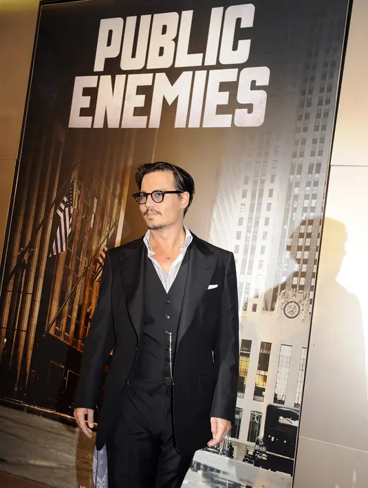 Melihat kondisi tubuh anak gadisnya di kritik netizen. Johnny Depp, ayah Lily Rose, langsung angkat bicara. (AFP/Bintang.com)