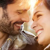 Cinta akan menuntunmu pada kebaikan. (Foto: daysoftheyear.com)