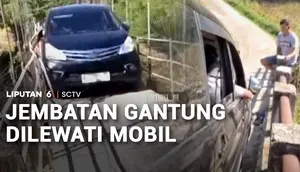 Jembatan Gantung Dilewati Mobil