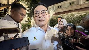 Pemerintah Pastikan Percepat Pemadaman Kebakaran Hutan di 6 Provinsi