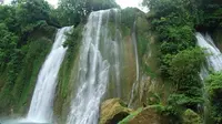 Curug Cikaso yang terletak di Kampung Ciniti, Kabupaten Sukabumi, Jawa Barat. (dok. jabarprov.go.id)