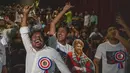 Rajinikanth -yang merupakan salah seorang bintang dengan bayaran termahal di Asia- dilaporkan sebagai bintang film yang paling kaya di India. (AP Photo/Rafiq Maqbool)