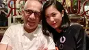Bunga Zainal kini tak lagi tertutup dan mulai mengekspos kemesraannya dengan sang suami. (Liputan6.com/IG/@bungazainal05)