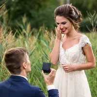 ilustrasi lamaran/copyright by Kostyazar (Shutterstock)