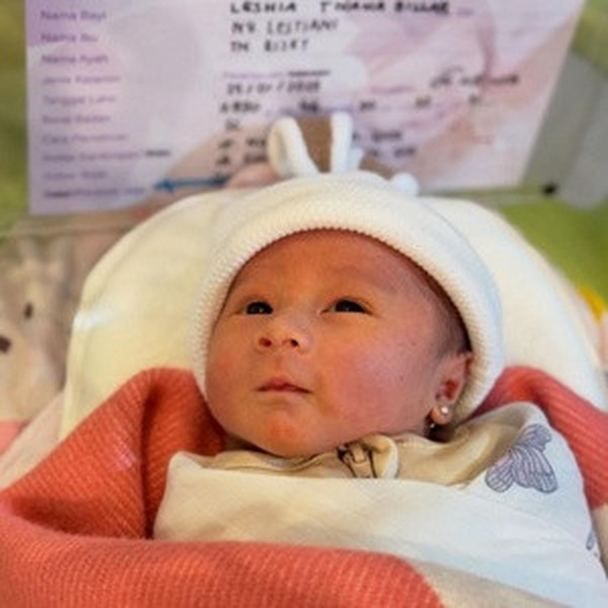 7 Potret Aqiqah Anak Kedua Lesti Kejora dan Rizky Billar, Intip Kemewahan dan Kehadiran Artis Ternama