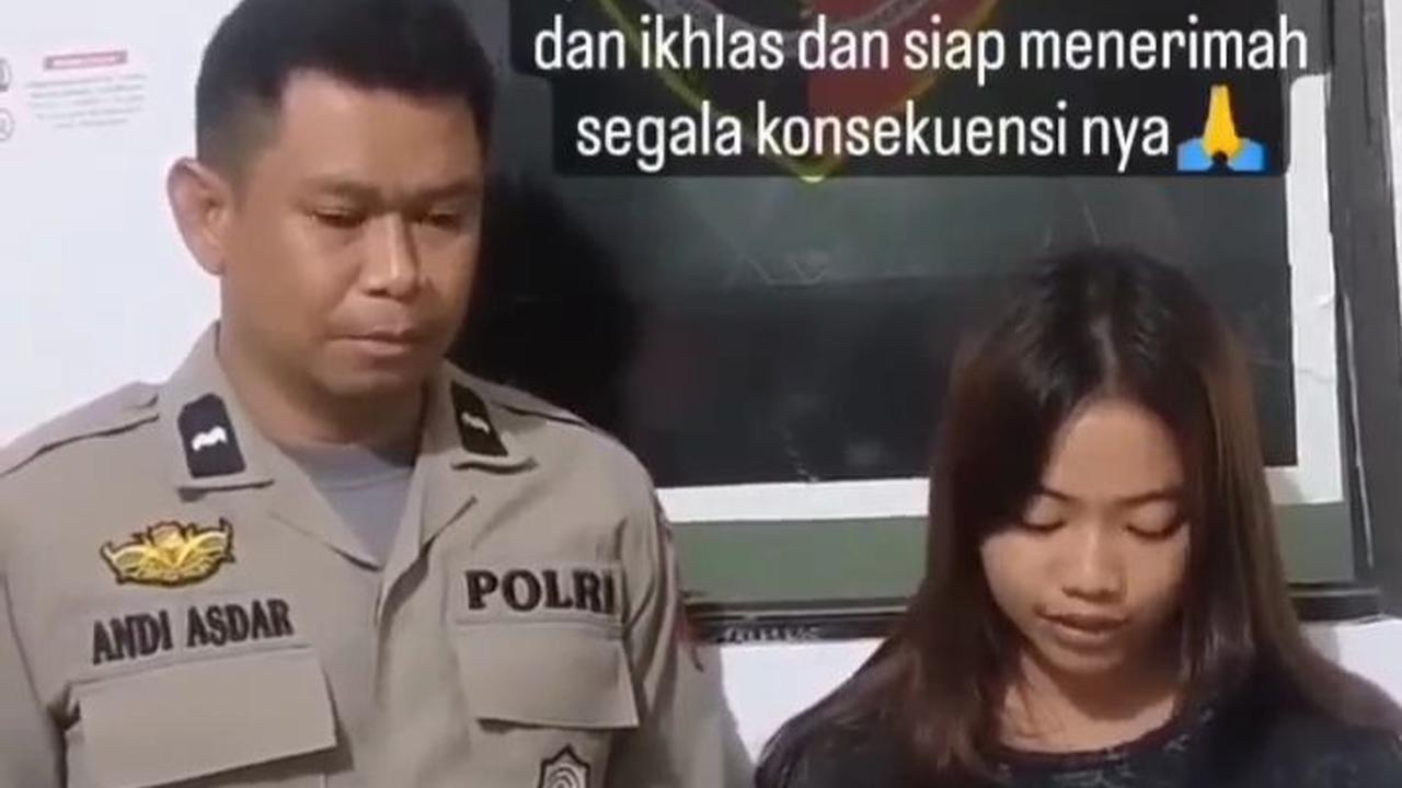 Masih dengan akun yang sama, pada slide lain menampakkan wanita muda tengah berada di kantor polisi. Diketahui, perempuan muda mengunggah video body shamingnya ke akun pribadi bernama <i>@nunuutt._ .</i><br>
