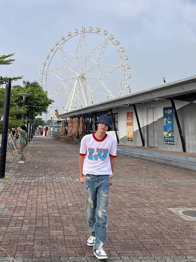 Renjun (Instagram/yellow_3to3)