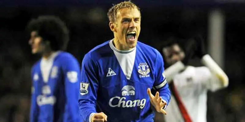 Phil Neville (© AFP 2010)