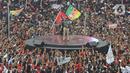 Calon Presiden nomor urut 3 Ganjar Pranowo memberikan pidato politik di Stadion Utama Gelora Bung Karno (SUGBK), Jakarta, Sabtu (3/2/2024). (merdeka.com/Arie Basuki)