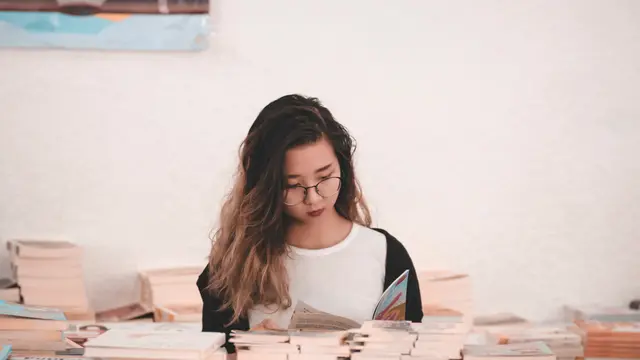 Membaca Buku