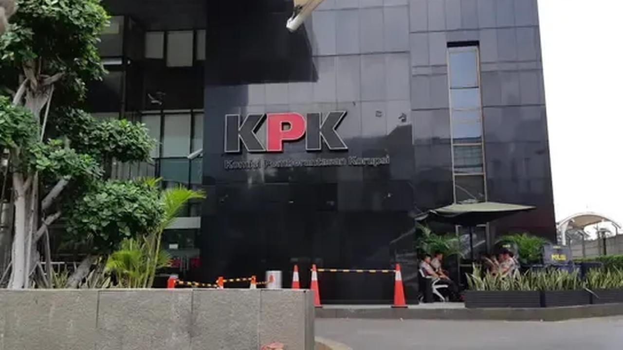 Komisi Pemberantasan Korupsi (KPK) menyebut penyelidikan kasus dugaan korupsi pembangunan toilet senilai Rp96,8 miliar di Kabupaten Bekasi, Jawa Barat masih berjalan.